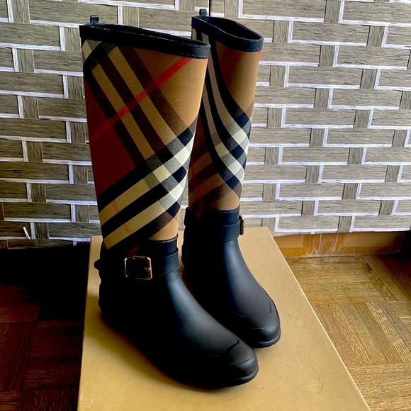 Burberry Shoes - Authentic Burberry boots